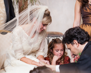 LL-M_feet-washing-wedding