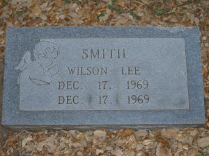 Smith_Wilson-Lee_gravestone_79bd5963-8773-4a3b-9d4b-b9aaba3d09e6