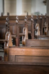 church-pews-1190461_1280